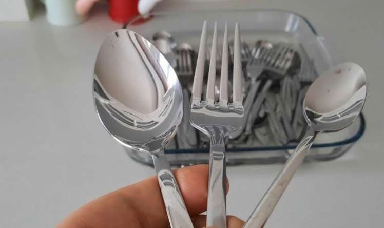 Pası tamamilə təmizləyir -  Bıçaq-çəngəl güzgü kimi olur