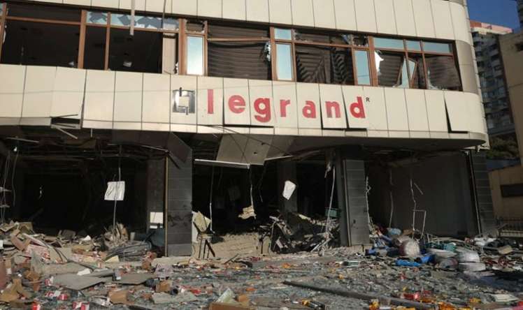 Bakıda partlayış olan ofisdən  FOTOLAR