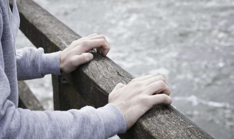 İntihar fikrinə düşənləri bu vitamin   xilas edə bilər