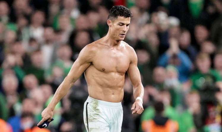 Ronaldonun bioloji yaşı hesablandı 