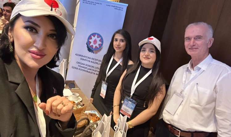 Daha bir tanınmış həkim orqanlarını bağışladı -  FOTO