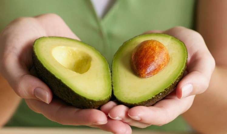 Saç tökülməsinin qarşısını alan meyvə 