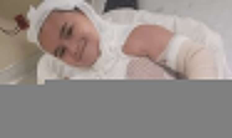 Uşaq yataqda telefonu doldurarkən tok vurdu 