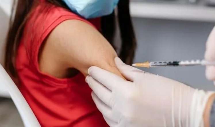 COVID-19 peyvəndi öldürür? -  ABŞ araşdırmaya başladı