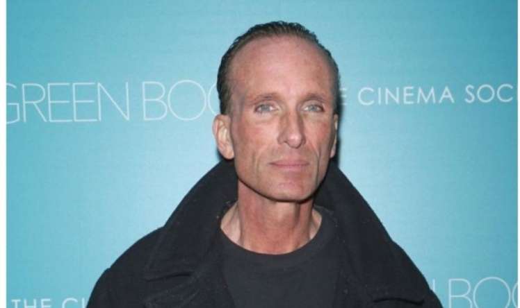 Piter Qrin vəfat etdi 