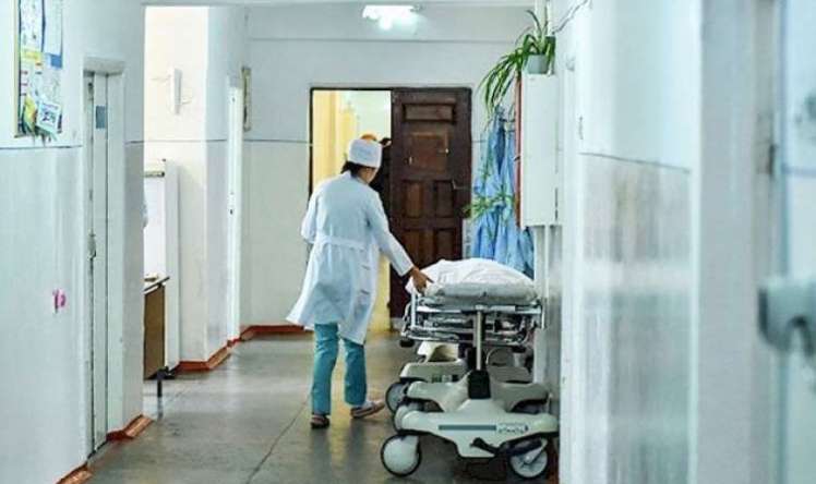 Bakıda avtobus hamilə qadını vurdu –  FOTO