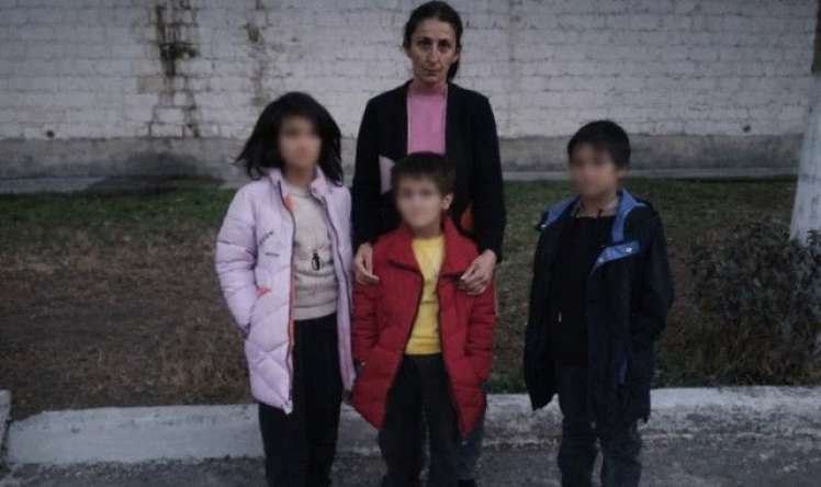 Ağstafada uşaqlarına işgəncə verən ata saxlanıldı -  FOTO