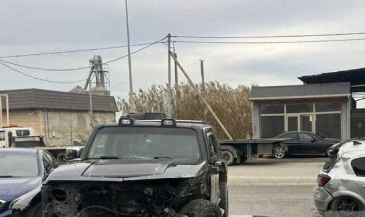 Kürdəxanıda iki avtomobil toqquşub,  ölən var