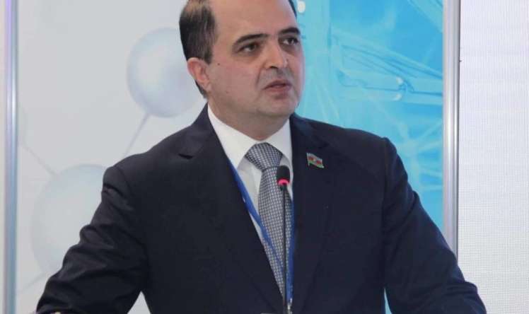 Həkimlərin hərbi xidməti könüllü olsun – Millət vəkilindən təklif 