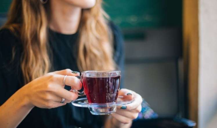 Qida borusu xərçəngi qaynar sudan yaranır -  Onkoloq