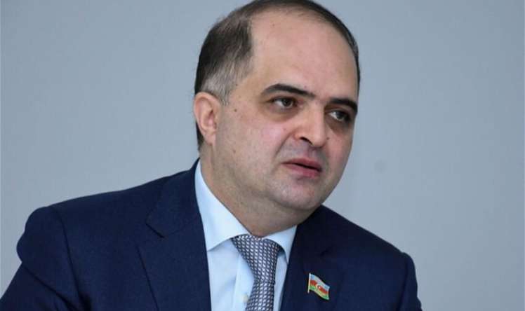 Məşhur cərrah ana ölümlərindən yazdı -  Ginekoloqu müdafiə etdi