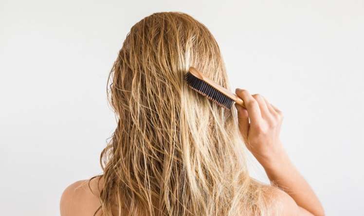 Yaş saçla soyuq havaya çıxmaq meningit yaradır? 