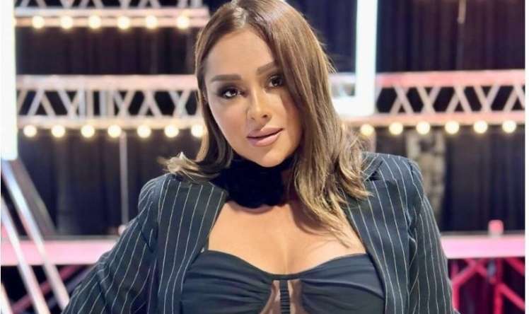 Xatirə İslamın arıqlama iynəsindən  gözü tutuldu