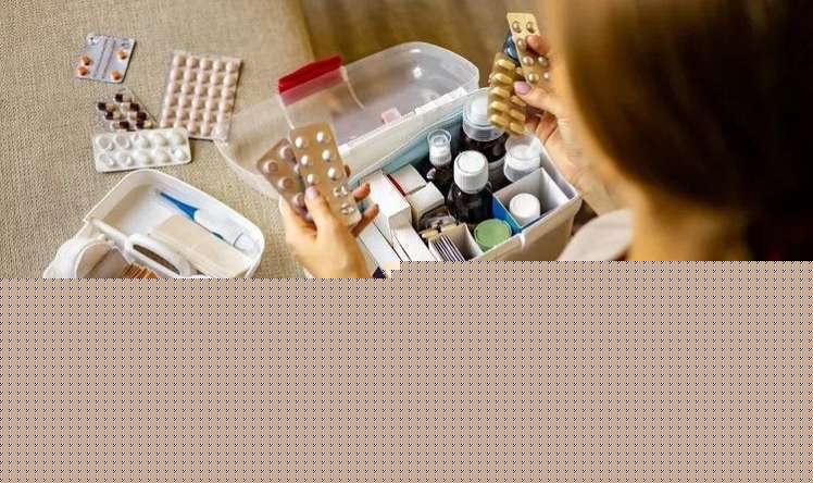 Evdə dərmanları saxlayanda    -  yol verdiyiniz səhvlər