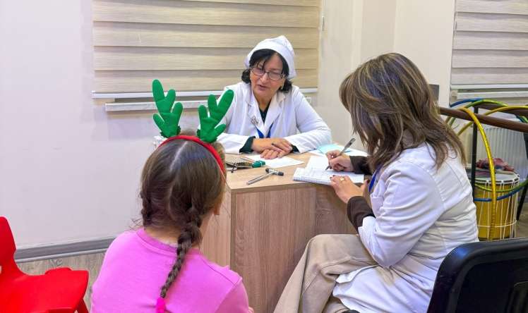 Sığınacaqdakı uşaqlar tibbi müayinə olundu 