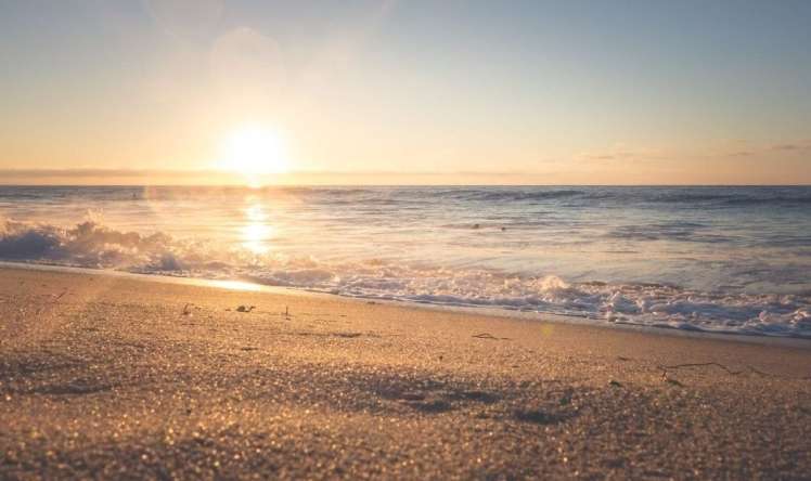 Dəniz kənarında yaşamaq  ömrü uzadır