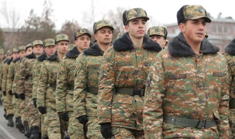Ermənistan ordusunda əsgər ölümü artır 