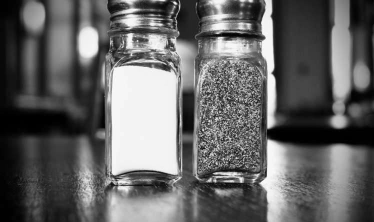 Duz qabınızda bu bakteriya yaşayır  – Dəhşət