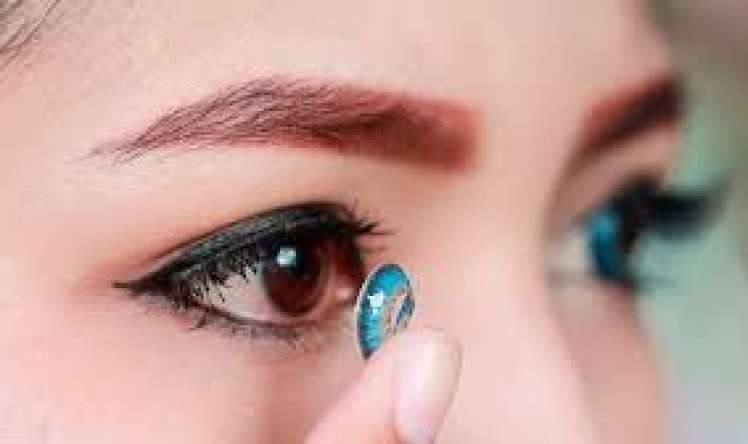Kontakt linza taxanların gözündə    bu xəstəlik yaranır