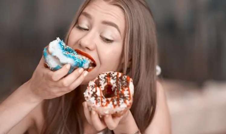 Şirniyyat istəyinə qarşı bunları yeyin 