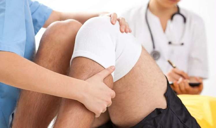 Diz oynağının dəyişdirilməsindən  sonra  yüksəkdozalı C vitamininin təsiri 