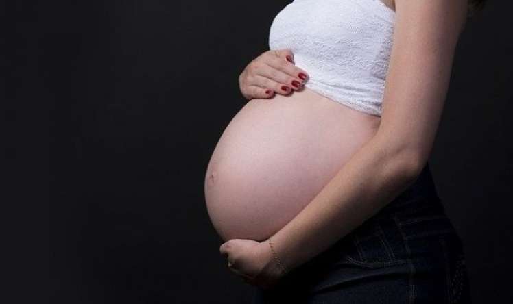 Hamilələrin psixoloqa getməsi vacib və məcburi olmalıdır 