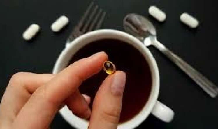 Qəhvə ilə vitaminləri içmək olmaz 