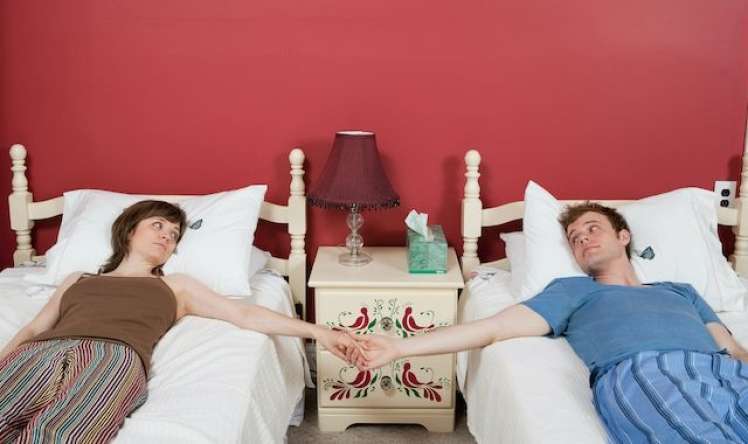 Hansı cütlüklər ayrı yataq otağında yatmalıdır? 