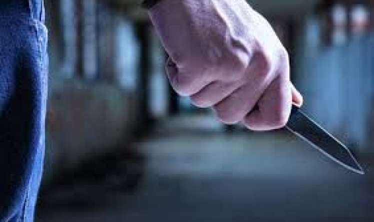 Bıçaqlanan 7 yaşlı uşağın atasından   açqlama