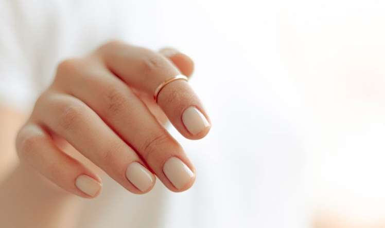 Bədəniniz həyəcan siqnalı verir:  Dırnaqlardakı dəyişikliklərə diqqət