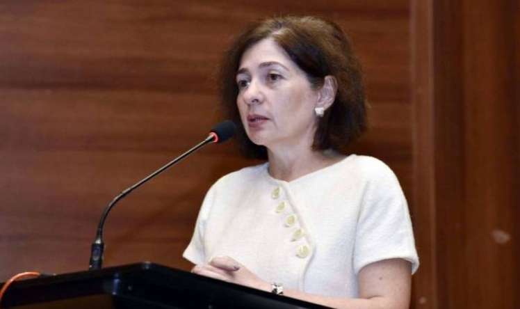 Nazir müavininə ağır itki 