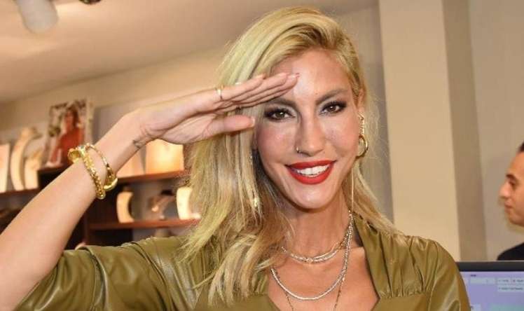 Məşhur model meditasiyadan danışdı:  11 saat tualetə getmədim