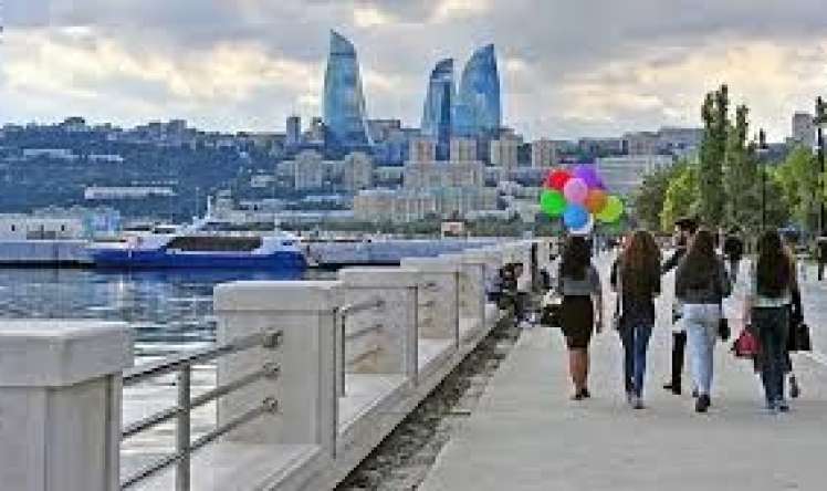 Azərbaycan əhalisinin sayı artıb 