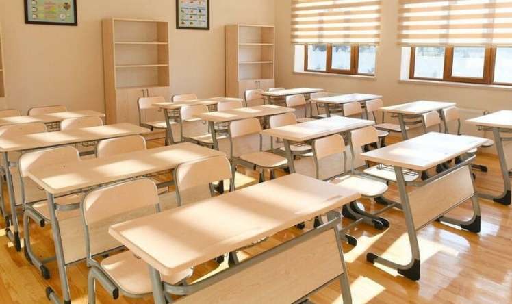 Dron hücumuna görə məktəblərdə tədris dayandırıldı -  Rəsmi