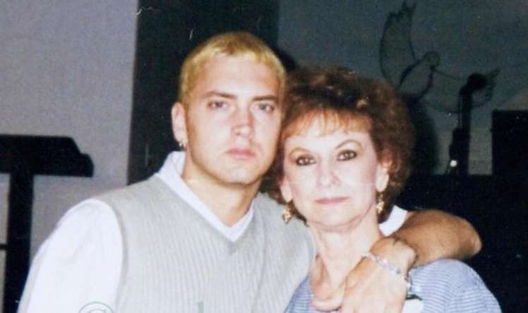 Eminemin nənəsi döş xərçəngindən    vəfat etdi