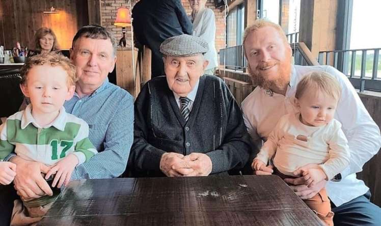 104 yaşlı kişi uzunömürlülüyünün sirlərini açdı 