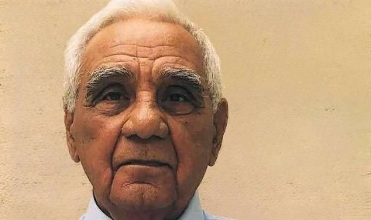 90 yaşlı professor  vəfat etdi