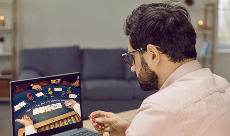 Kişinin qumar asılısı olduğunu göstərən 7 əlamət  - Qadınların diqqətinə!