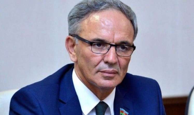 Əflatun Amaşov qəza keçirdi -  FOTO