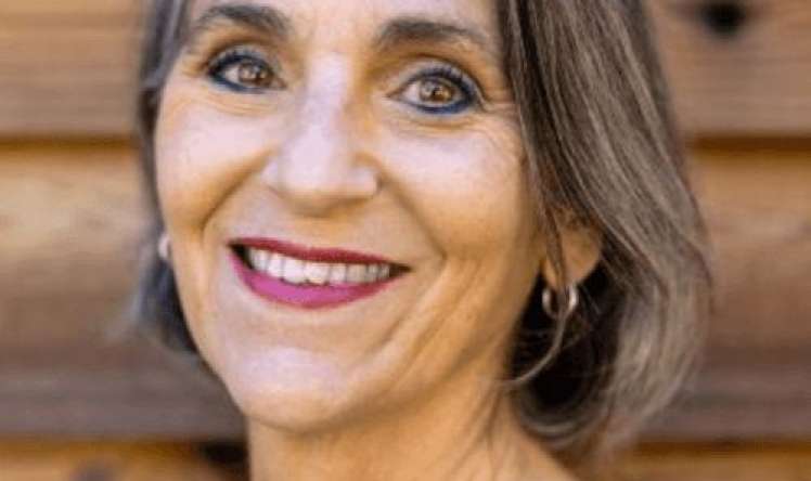 Ürəyi dayanıb dirilən qadın ruhları görür  