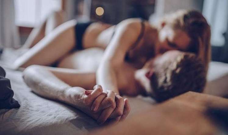 İntim əlaqə olmayanda  orqanizmdə nə baş verir?