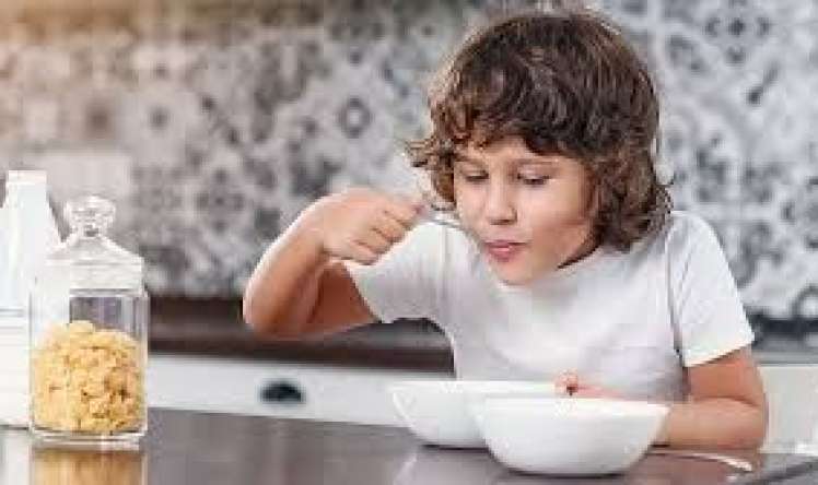 Uşaqlar üçün ən pis səhər yeməkləri  – Nələri vermək olmaz?