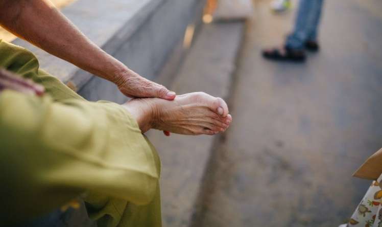 Soyuq ayaqlar yüksək xolesterolun    əsas əlaməti