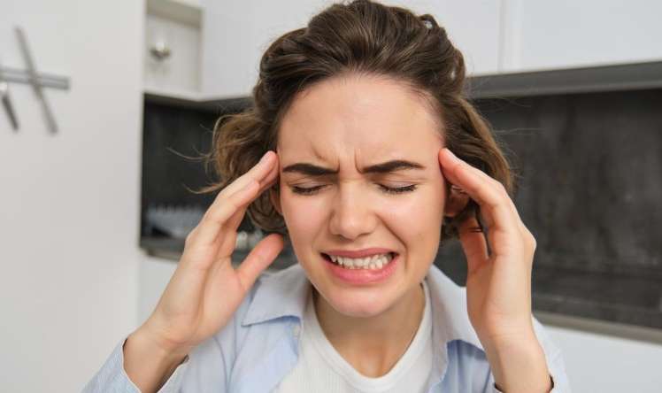 Gərgin baş ağrılarına  nə kömək edir?