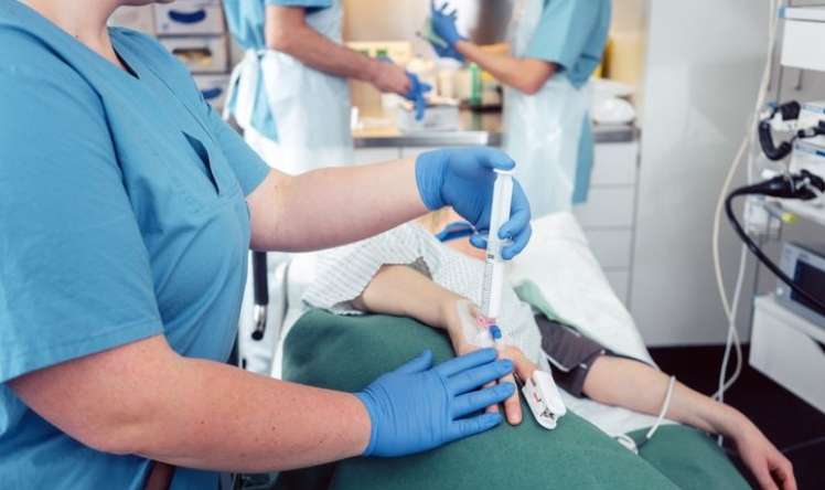 Xəstənin bağırsağından burğac çıxarıldı 