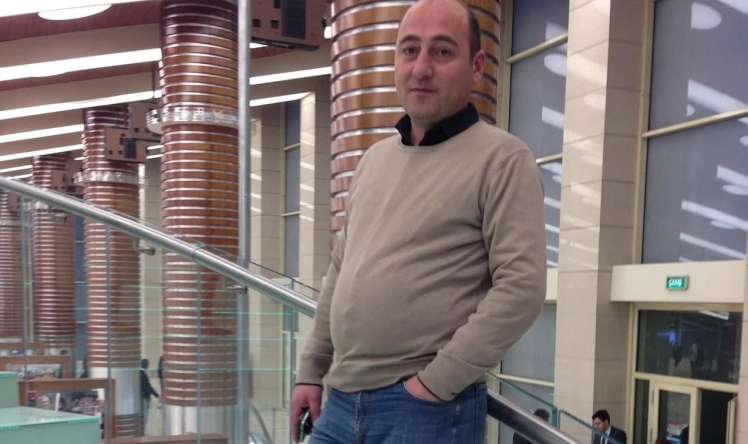 44 yaşlı kişi küçədə vəfat etdi -  FOTO