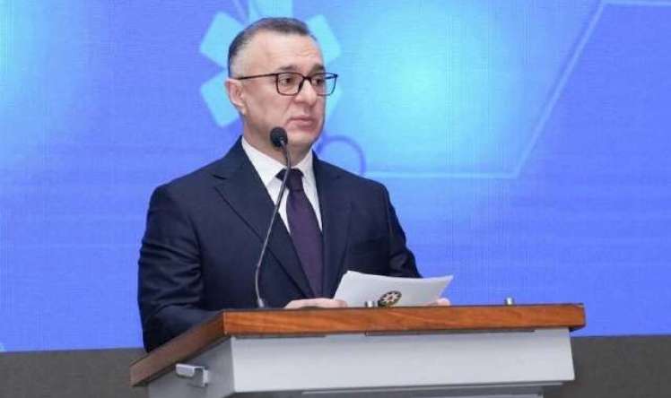 Səhiyyə nazirinin müavinlərinin sayı artırıldı 