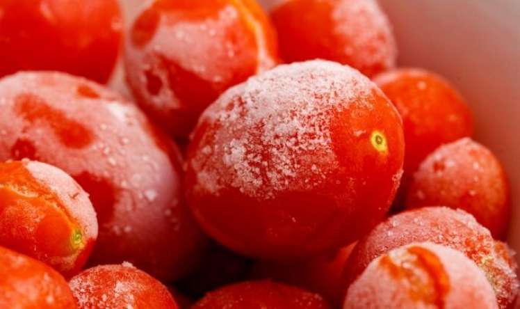 Yay pomidorlarının dadını qışa saxlamağın sadə yolu 