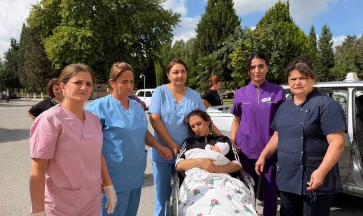 Bərdədə xəstəxana həyətində körpə doğuldu  - RƏSMİ