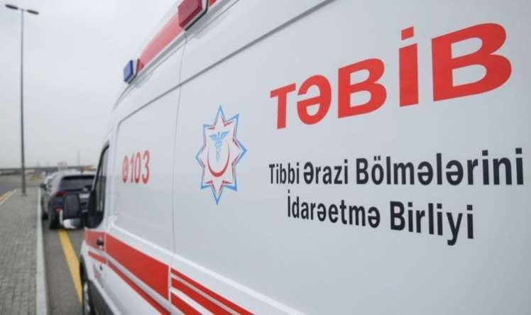 Badamdarda yaşayış binasında partlayış 
